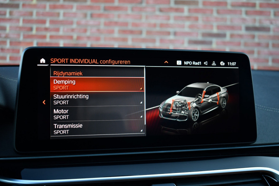 BMW 5 Serie Touring 530e xDrive M-Sport Pro Pano Trekh ACC HUD H/K Massage+Koel 4WS DDC