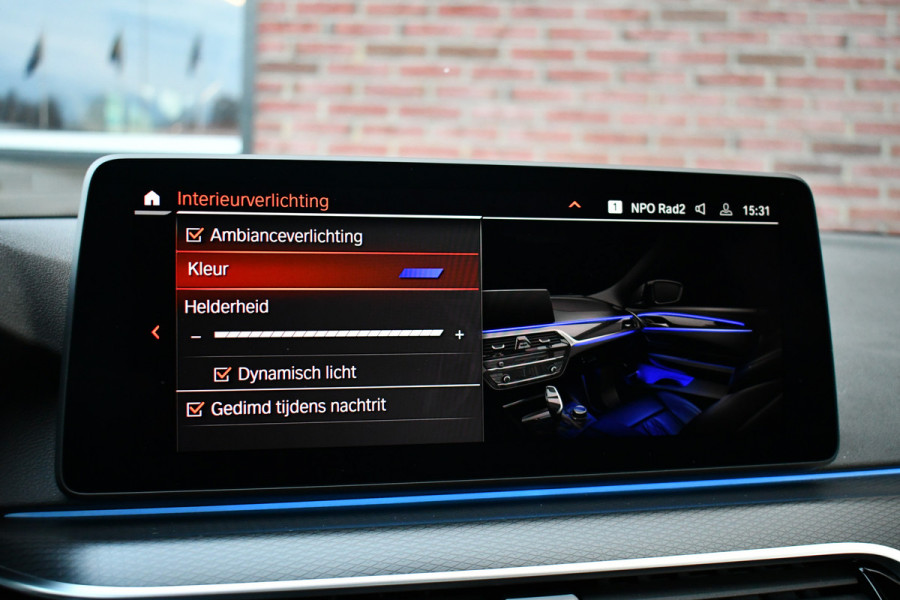 BMW 5 Serie Touring 530e xDrive M-Sport Pro Pano Trekh ACC HUD H/K Massage+Koel 4WS DDC