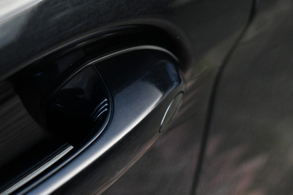 BMW 5 Serie Touring 530e xDrive M-Sport Pro Pano Trekh ACC HUD H/K Massage+Koel 4WS DDC