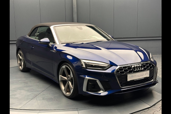 Audi A5 Cabriolet 35 Tfsi S-LINE ** LED, VIRTUAL TREKH, MASSAGE, 20-inch LMV ** UNFALLFREI - Slechts 34.996km. ** ** INFORMEER OOK NAAR ONZE AANTREKKELIJKE FINANCIAL-LEASE TARIEVEN **
