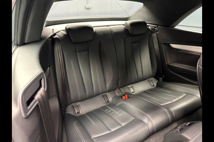 Audi A5 Cabriolet 35 Tfsi S-LINE ** LED, VIRTUAL TREKH, MASSAGE, 20-inch LMV ** UNFALLFREI - Slechts 34.996km. ** ** INFORMEER OOK NAAR ONZE AANTREKKELIJKE FINANCIAL-LEASE TARIEVEN **