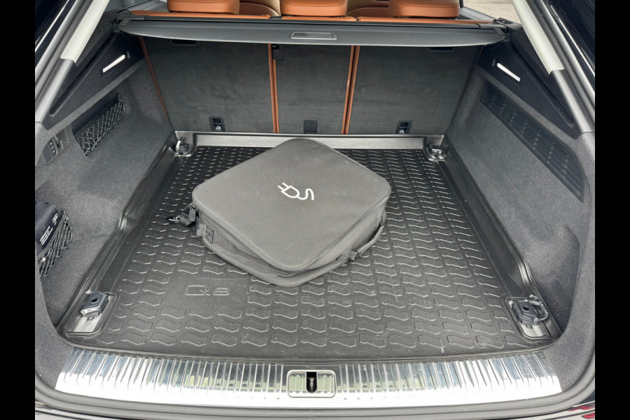 Audi Q8 55 TFSI QUATTRO * S-line * Panoramadak * Stoel koeling/verwarming * Stoel/spiegel memory *
