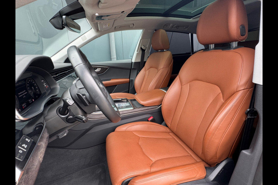 Audi Q8 55 TFSI QUATTRO * S-line * Panoramadak * Stoel koeling/verwarming * Stoel/spiegel memory *
