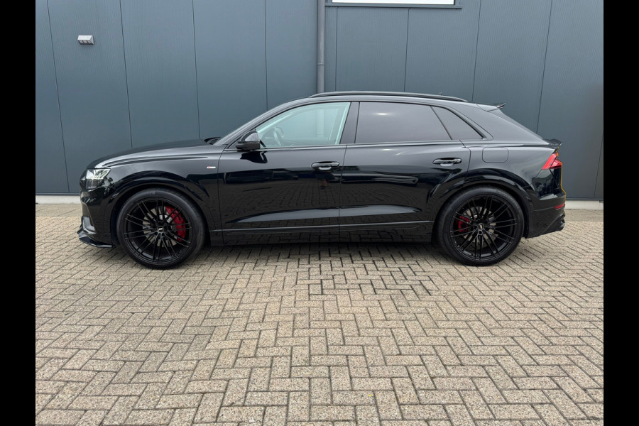 Audi Q8 55 TFSI QUATTRO * S-line * Panoramadak * Stoel koeling/verwarming * Stoel/spiegel memory *