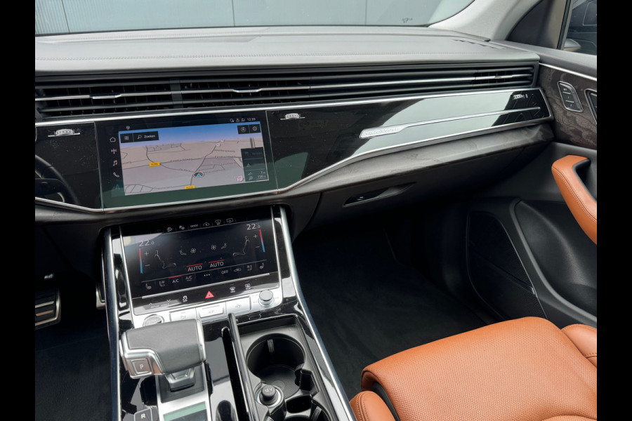 Audi Q8 55 TFSI QUATTRO * S-line * Panoramadak * Stoel koeling/verwarming * Stoel/spiegel memory *
