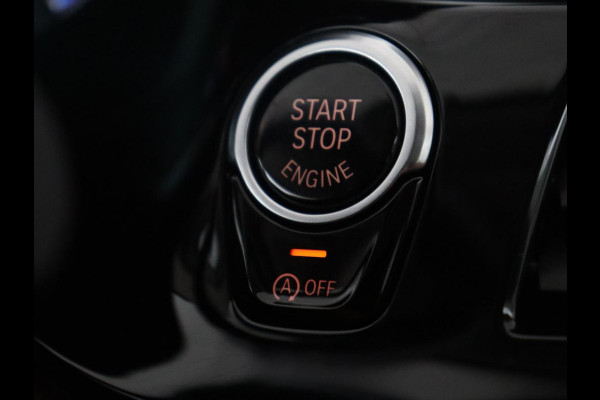 BMW 5 Serie Touring 530i xDrive High Executive | Pano.Dak | Trekhaak | Head-Up | Camera | Stoelverwarming | Stuurwielverwarming |