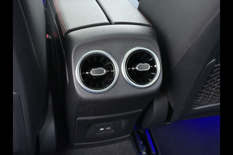 Mercedes-Benz A-Klasse A 180 AMG line | Night Pano Sfeer