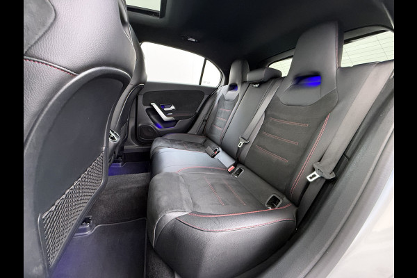 Mercedes-Benz A-Klasse A 180 AMG line | Night Pano Sfeer