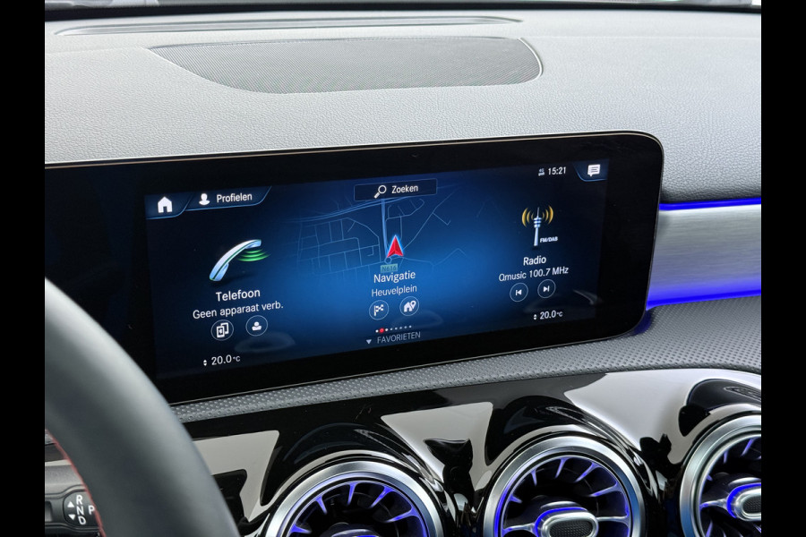 Mercedes-Benz A-Klasse A 180 AMG line | Night Pano Sfeer
