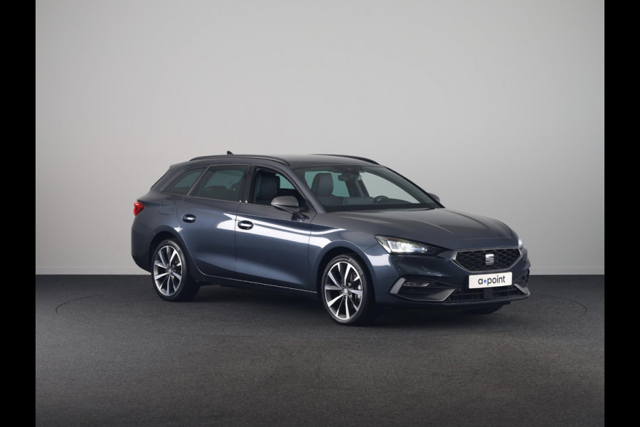 Seat Leon Sportstourer 1.5 TSI e-Hybrid FR PHEV First Edition 204pk | Verlengde garantie | Navigatie | Parkeersensoren | Achteruitrijcamera | Adaptieve cruise control |