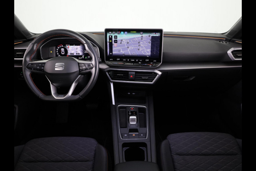 Seat Leon Sportstourer 1.5 TSI e-Hybrid FR PHEV First Edition 204pk | Verlengde garantie | Navigatie | Parkeersensoren | Achteruitrijcamera | Adaptieve cruise control |