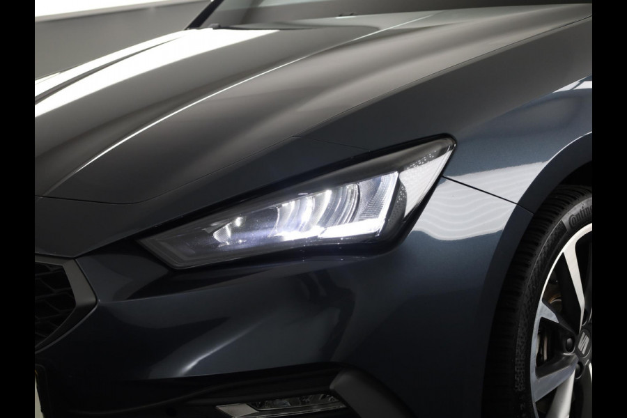 Seat Leon Sportstourer 1.5 TSI e-Hybrid FR PHEV First Edition 204pk | Verlengde garantie | Navigatie | Parkeersensoren | Achteruitrijcamera | Adaptieve cruise control |