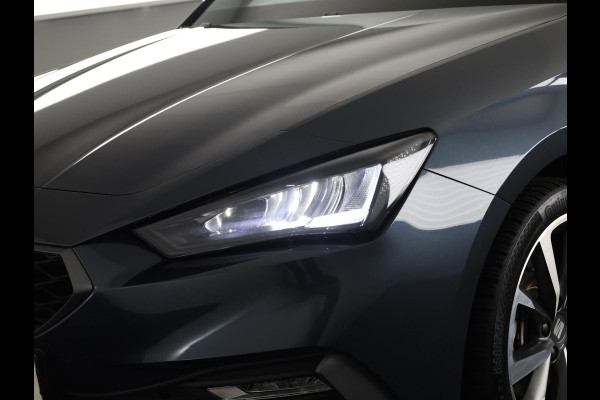 Seat Leon Sportstourer 1.5 TSI e-Hybrid FR PHEV First Edition 204pk | Verlengde garantie | Navigatie | Parkeersensoren | Achteruitrijcamera | Adaptieve cruise control |