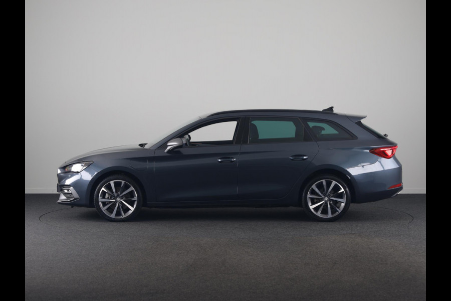 Seat Leon Sportstourer 1.5 TSI e-Hybrid FR PHEV First Edition 204pk | Verlengde garantie | Navigatie | Parkeersensoren | Achteruitrijcamera | Adaptieve cruise control |