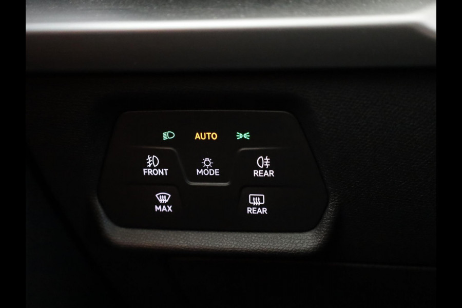 Seat Leon Sportstourer 1.5 TSI e-Hybrid FR PHEV First Edition 204pk | Verlengde garantie | Navigatie | Parkeersensoren | Achteruitrijcamera | Adaptieve cruise control |