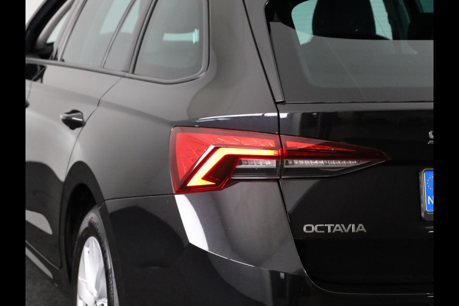 Škoda Octavia Combi Selection 1.5 TSI 115 pk Verlengde garantie | Navigatie via App | Parkeersensoren | Cruise controle
