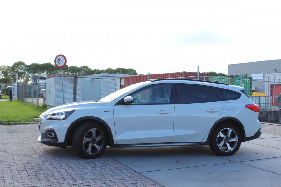 Ford FOCUS Wagon 1.0 EcoBoost Vignale goed onderhouden trekhaak camera parkeerhulp