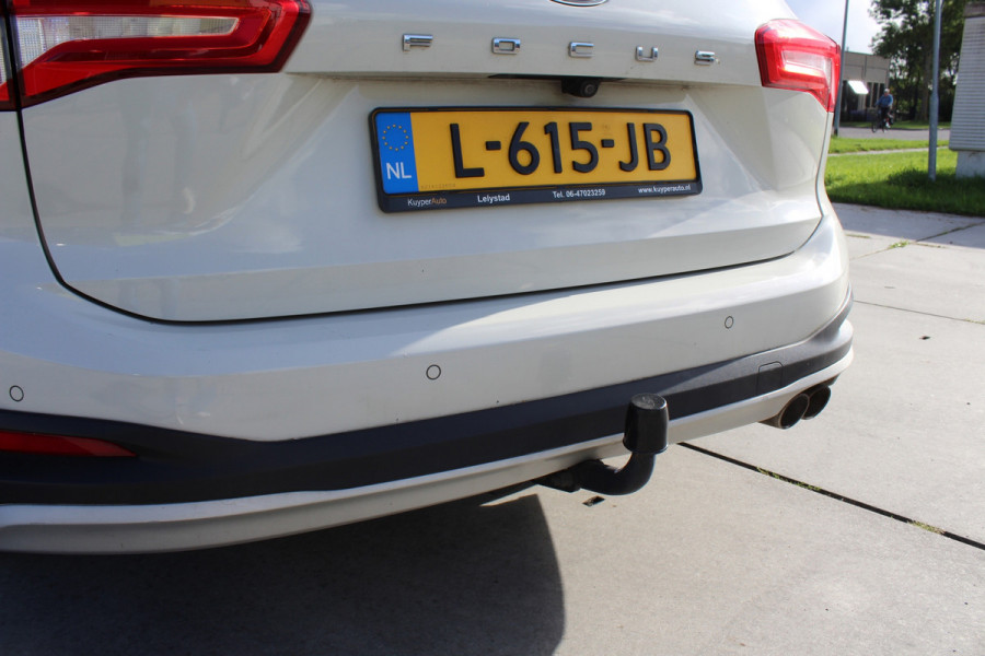 Ford FOCUS Wagon 1.0 EcoBoost Vignale goed onderhouden trekhaak camera parkeerhulp