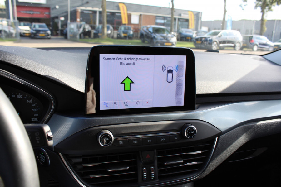 Ford FOCUS Wagon 1.0 EcoBoost Vignale goed onderhouden trekhaak camera parkeerhulp