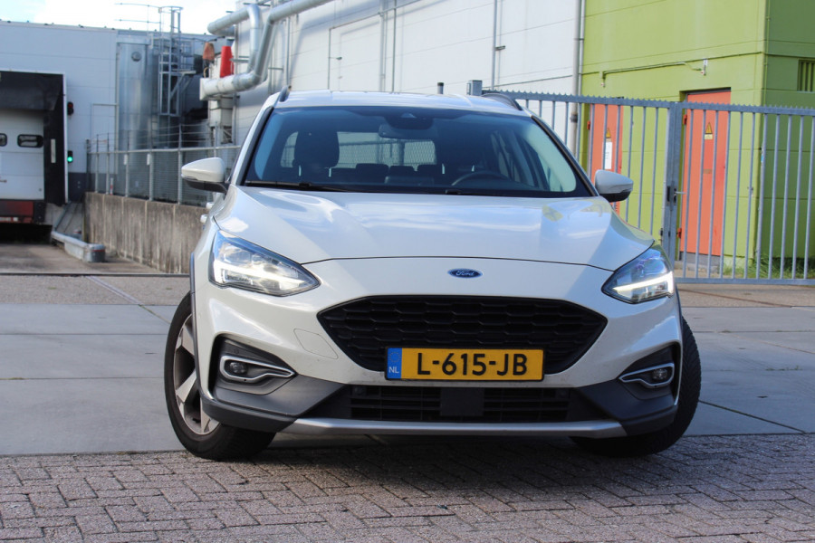 Ford FOCUS Wagon 1.0 EcoBoost Vignale goed onderhouden trekhaak camera parkeerhulp