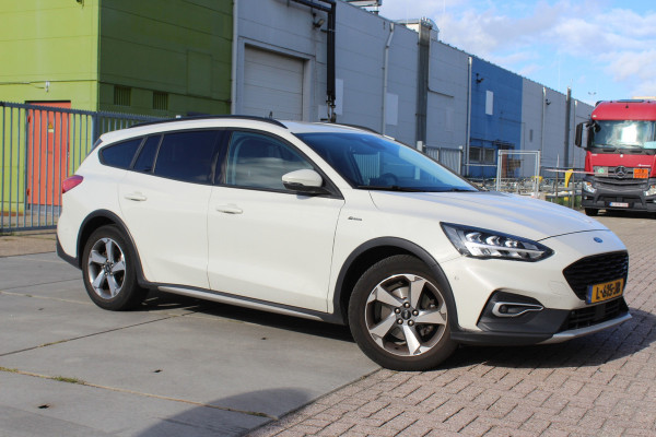 Ford FOCUS Wagon 1.0 EcoBoost Vignale goed onderhouden trekhaak camera parkeerhulp