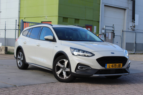 Ford FOCUS Wagon 1.0 EcoBoost Vignale goed onderhouden trekhaak camera parkeerhulp