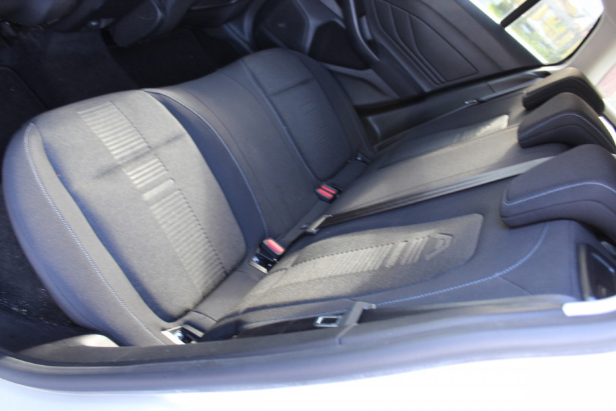 Ford FOCUS Wagon 1.0 EcoBoost Vignale goed onderhouden trekhaak camera parkeerhulp