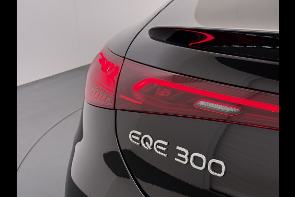 Mercedes-Benz EQE 300 AMG Line 90 kWh | Luchtvering Pano Memory