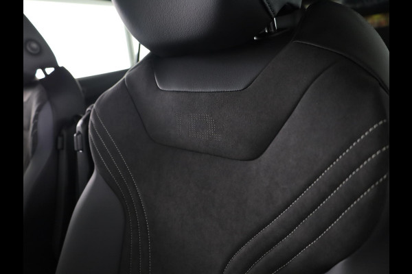 Volkswagen ID.4 Pro Limited Edition 77 kWh accu 210 kW / 286 PK SU Achteruitrijcamera | Stoelverwarming | Carplay