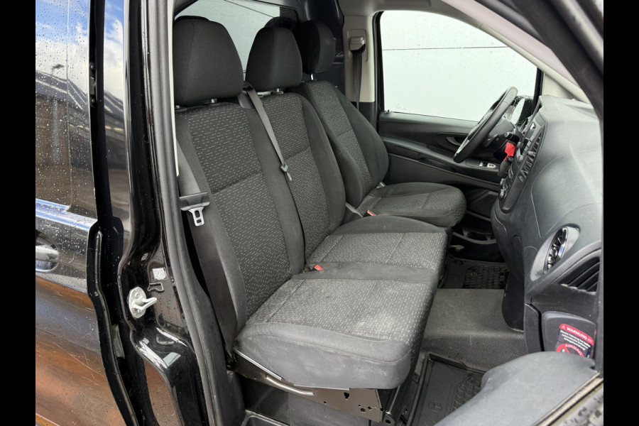 Mercedes-Benz eVito eVito 66kWh 120PK L2 280km WLTP 80kw Snelladen Elektrisch Climate Control Cruise Control Camera Stoelverwarming Parkeersensoren