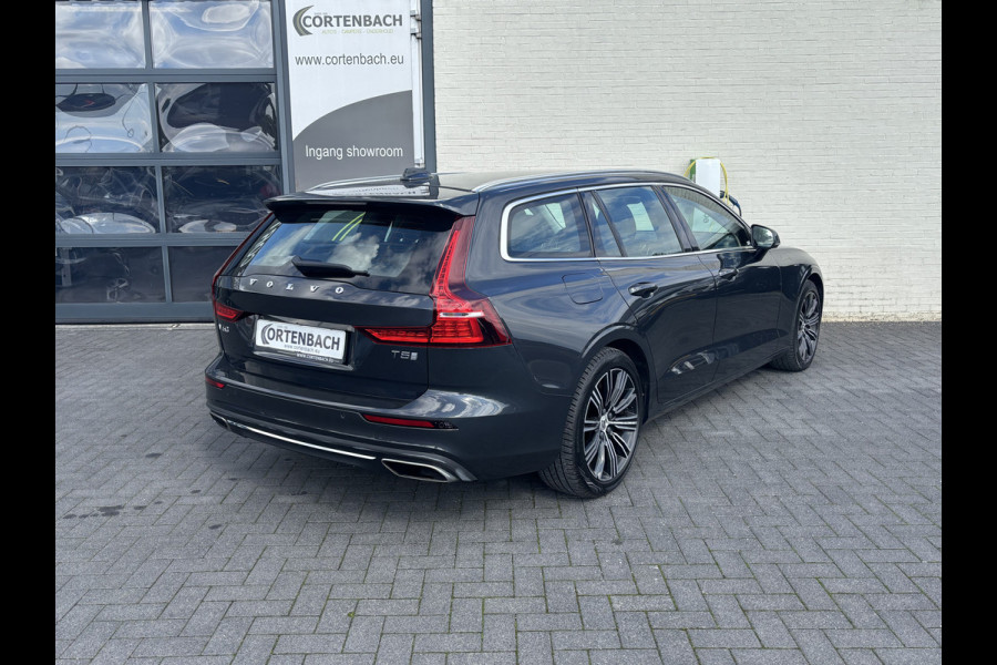 Volvo V60 2.0 T5 Inscription | Zwenkbare trekhaak | Metallic | Apple carplay | Cruise control |