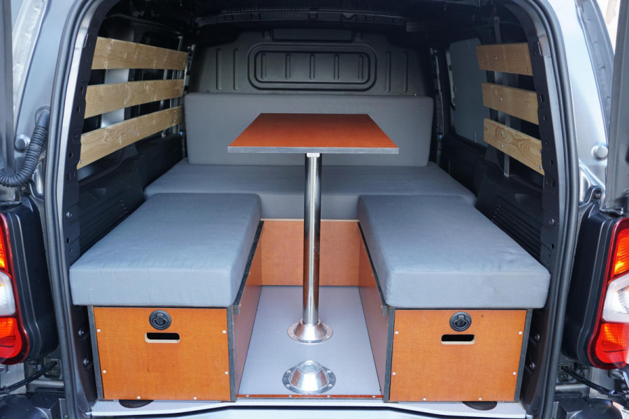 Opel Combo 1.2 Turbo L1H1 Edition *MARGE* + APPLE CARPLAY / TREKHAAK / SENSOREN