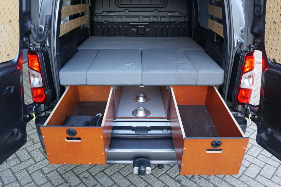 Opel Combo 1.2 Turbo L1H1 Edition *MARGE* + APPLE CARPLAY / TREKHAAK / SENSOREN