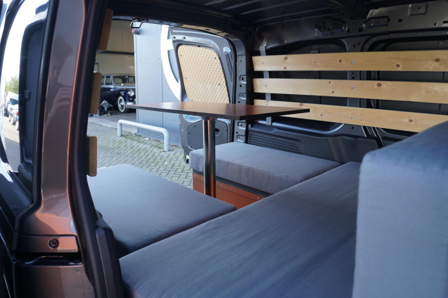 Opel Combo 1.2 Turbo L1H1 Edition *MARGE* + APPLE CARPLAY / TREKHAAK / SENSOREN
