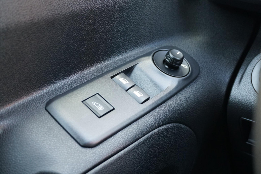 Opel Combo 1.2 Turbo L1H1 Edition *MARGE* + APPLE CARPLAY / TREKHAAK / SENSOREN