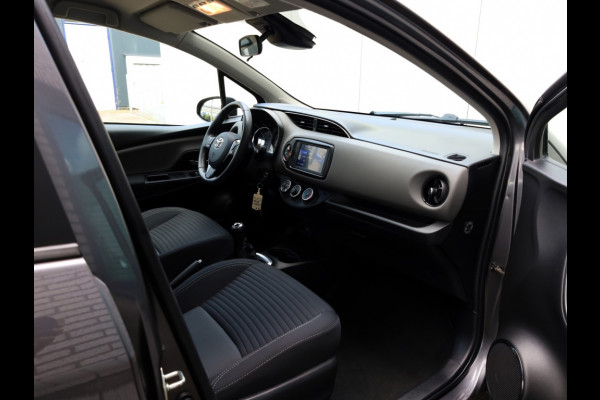 Toyota Yaris 1.0 VVT-i Connect | Airco | Carplay | NL-Auto