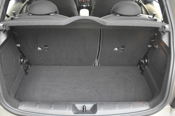 MINI 3-deurs 1.5 Cooper Chili | Xenon | Carplay | Navi | Sportstoelen | PDC | Lichtmetalen velgen
