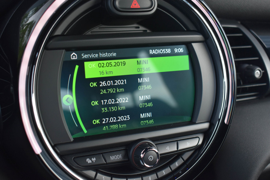 MINI 3-deurs 1.5 Cooper Chili | Xenon | Carplay | Navi | Sportstoelen | PDC | Lichtmetalen velgen