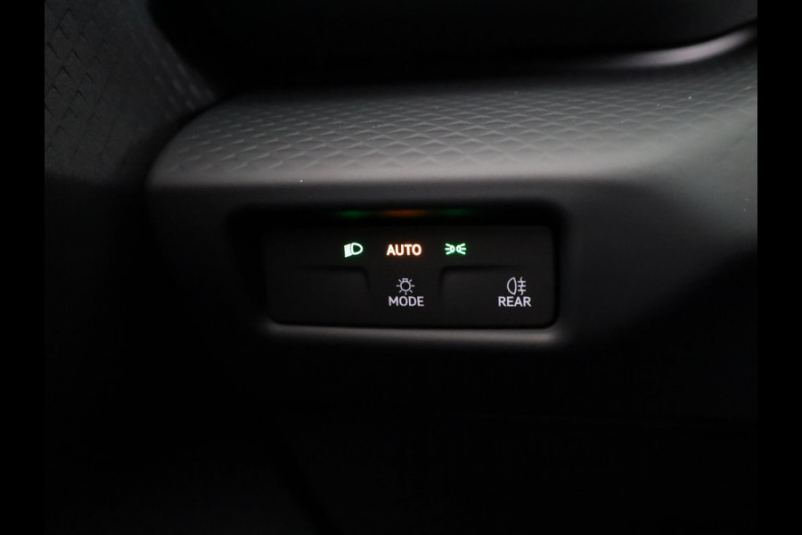 CUPRA Raval Business First Edition 56 kWh 211PK | Stoel & Stuurverwarming | Adaptieve Cruise Control | Keyless Entry | 18 Inch Velgen | Side Assist |