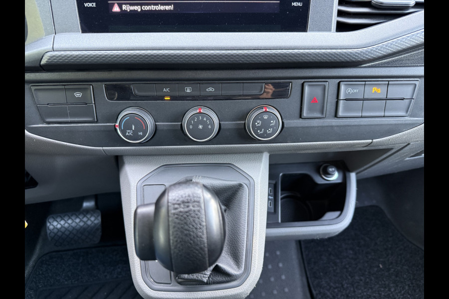 Volkswagen Transporter 2.0 TDI L2H1 28 ZB-Edition | NL-auto | 1e Eig | Carplay | Camera | Trekhaak