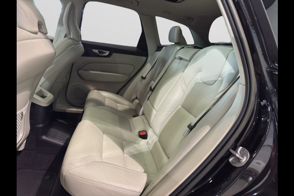 Volvo XC60 T8 Aut. Long Range Ultimate Bright ACC Stoelverwarming Luchtvering 455pk