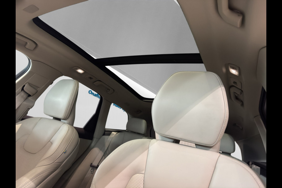 Volvo XC60 T8 Aut. Long Range Ultimate Bright ACC Stoelverwarming Luchtvering 455pk