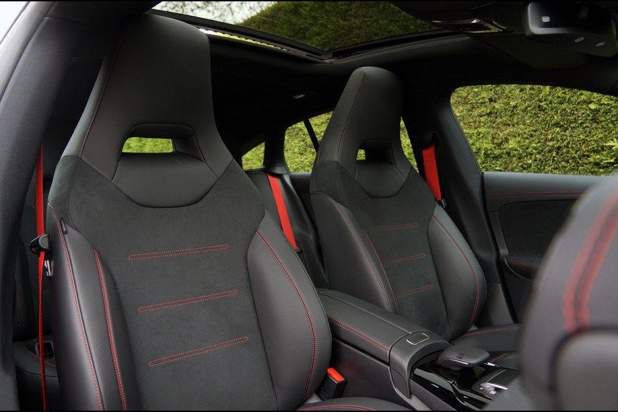 Mercedes-Benz CLA-Klasse Shooting Brake CLA 45 AMG 4M+ | Distronic Pano Trekhaak