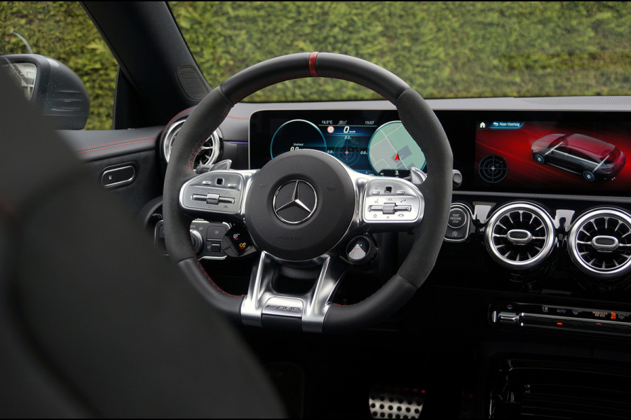 Mercedes-Benz CLA-Klasse Shooting Brake CLA 45 AMG 4M+ | Distronic Pano Trekhaak