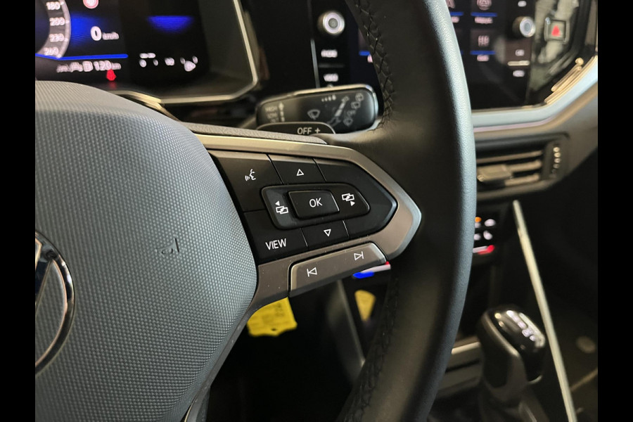 Volkswagen Polo 1.0 TSI Automaat Goal Navigatie Apple Carplay/Android Auto Parkeersensoren Adaptive Cruise Control Stoelverwarming Matrix LED koplampen Climate Control Lichtmetalen velgen
