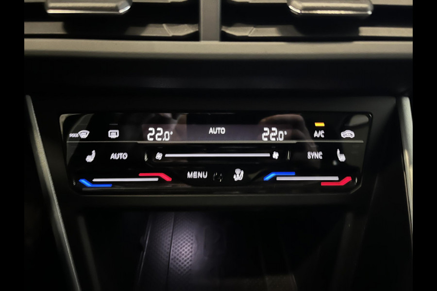 Volkswagen Polo 1.0 TSI Automaat Goal Navigatie Apple Carplay/Android Auto Parkeersensoren Adaptive Cruise Control Stoelverwarming Matrix LED koplampen Climate Control Lichtmetalen velgen