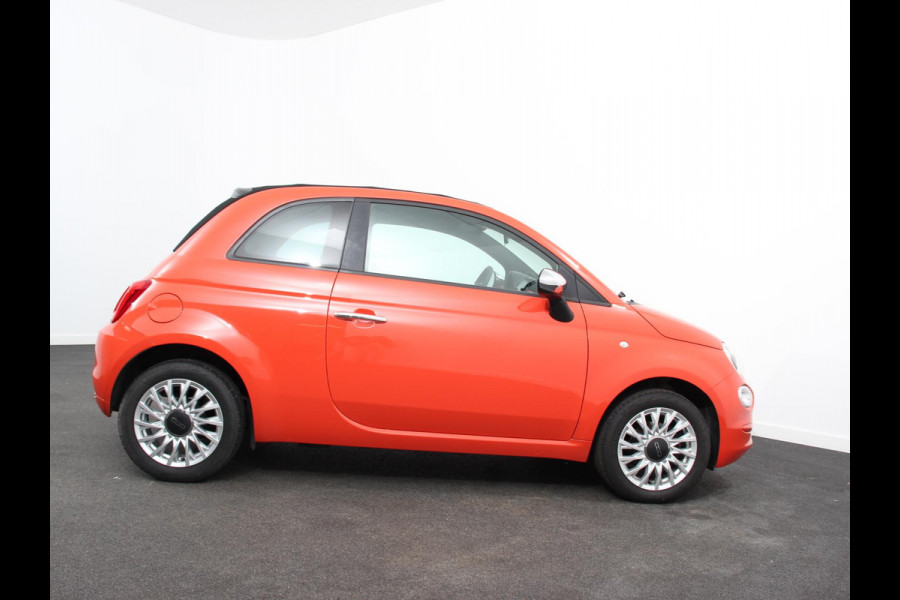 Fiat 500C 1.0 Hybrid Cabrio Navigatie Climate Control Cruise control Lichtmetalen velgen Apple Carplay/ Android Auto Navigatie Parkeersensor achter