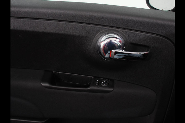 Fiat 500C 1.0 Hybrid Cabrio Navigatie Climate Control Cruise control Lichtmetalen velgen Apple Carplay/ Android Auto Navigatie Parkeersensor achter