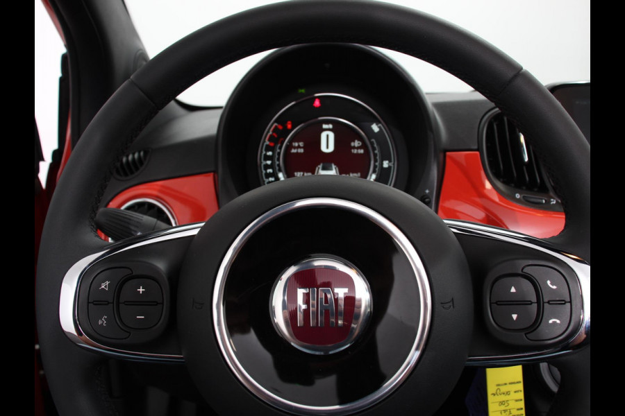 Fiat 500C 1.0 Hybrid Cabrio Navigatie Climate Control Cruise control Lichtmetalen velgen Apple Carplay/ Android Auto Navigatie Parkeersensor achter