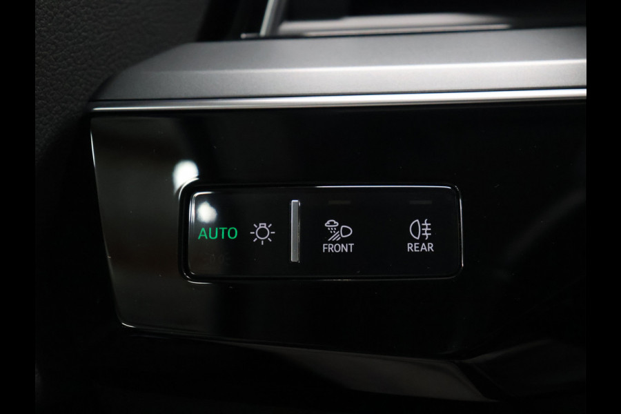 Audi e-tron Sportback 55 quattro Sport 95 kWh 92,5%SOH [BANG & OLUFSEN PREMIUM SOUNDSYSTEM, CRUISE CONTROL, MEMORY SEATS, DIGITAL DASH, TOP VIEW 360 CAMERA, NAVIGATIE, BLUETOOTH, ELEKTRISCHE ACHTERKLEP, CLIMATE CONTROL, LED, NIEUWSTAAT]